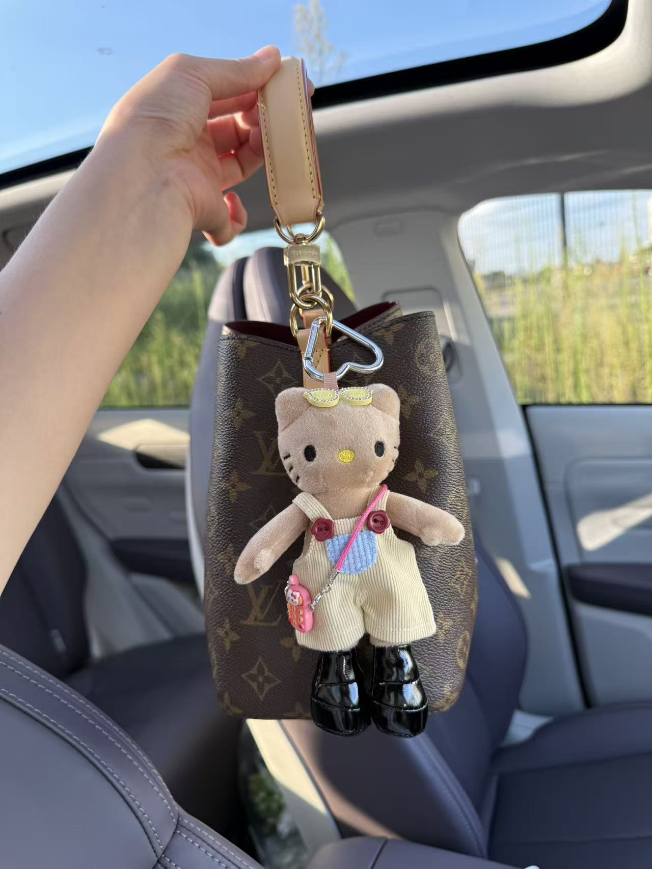 小香风Hellokitty包包挂件可爱毛绒公仔