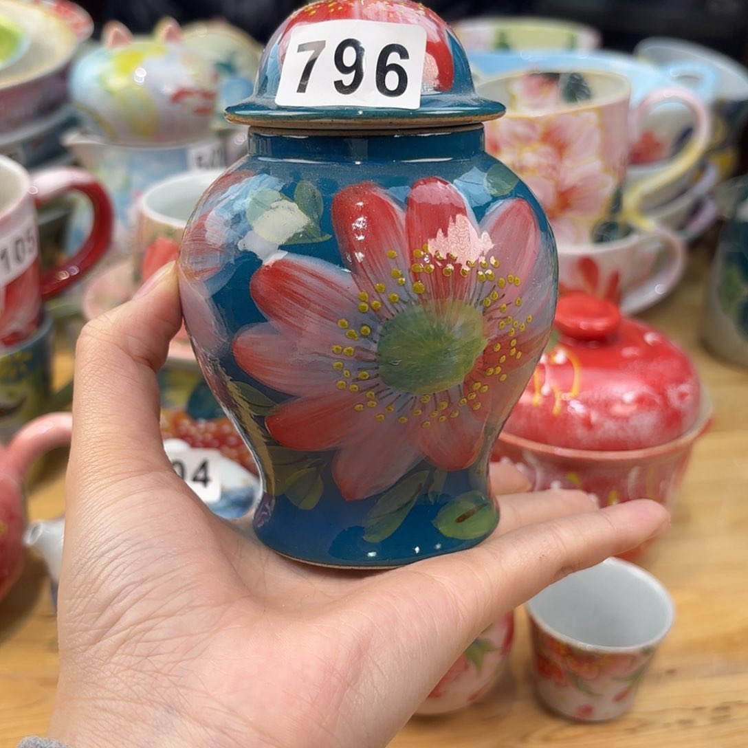 瓷片兔兔哈哈好可爱哦