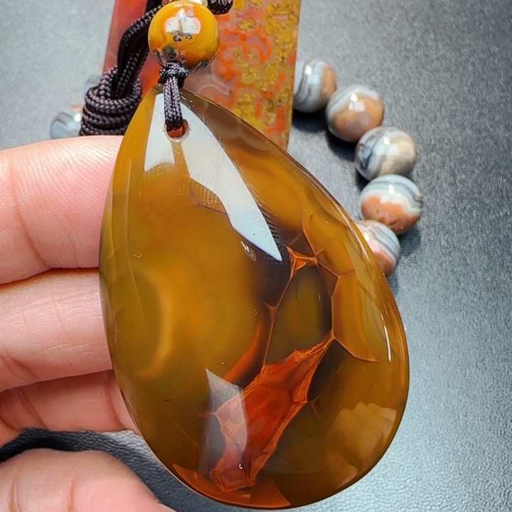 玛瑙/玉髓战国红未镶嵌逗*