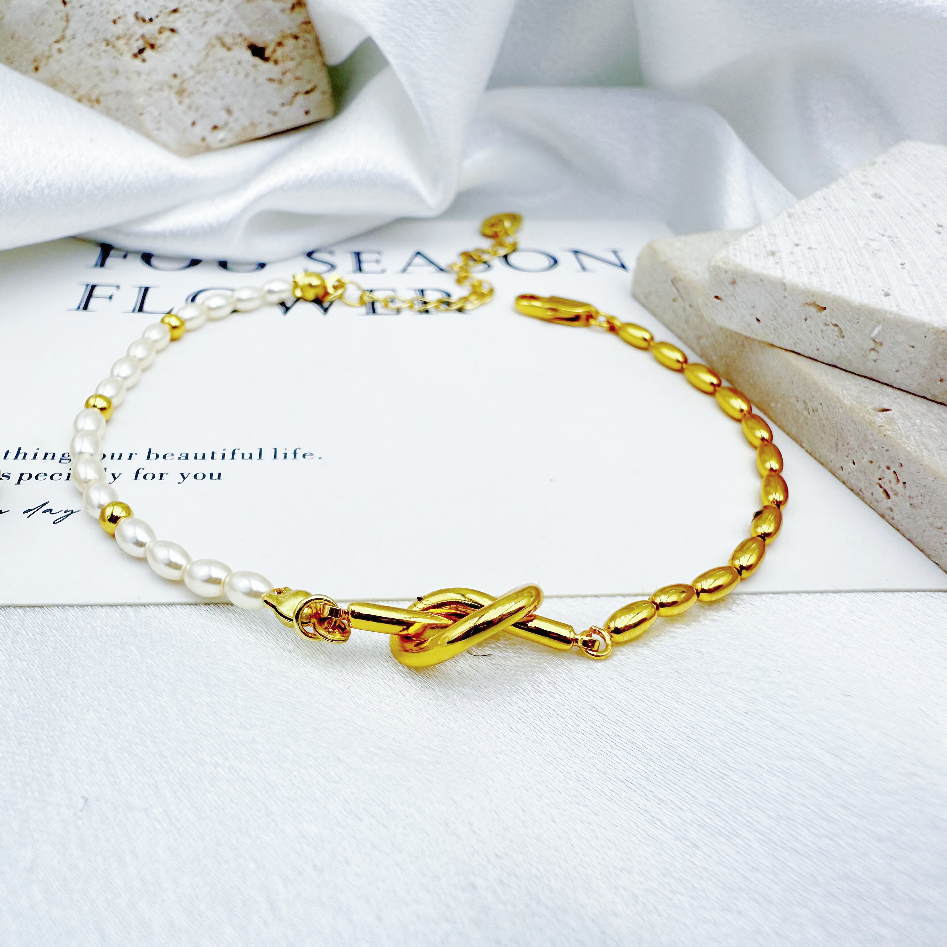 铜合金仿珍珠手链 XJ8-1109时尚轻奢AB链条金色手链