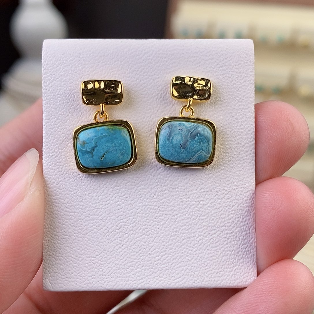 绿松石耳饰合金绿松石耳饰合金