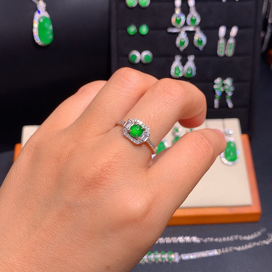 翡翠银S925镶嵌戒指多样性