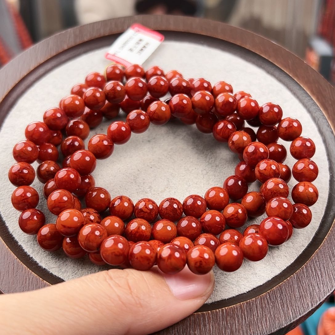 南红玛瑙手串未镶嵌