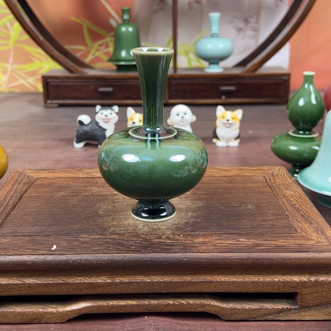 摆件景德镇瓷器博物研究委员和