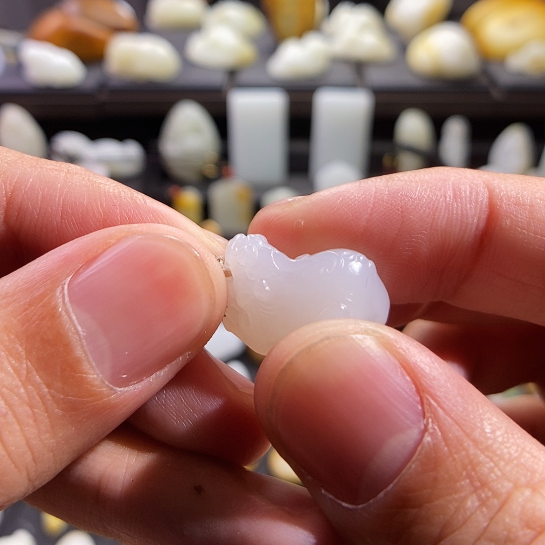 和田玉颈饰未镶嵌喝*