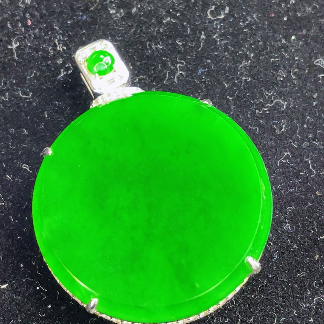 翡翠吊坠(不含链)未镶嵌