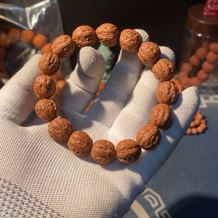 文玩核桃手串……89