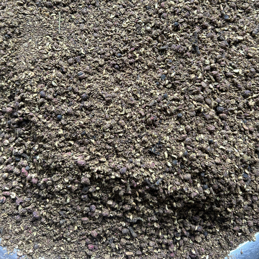 传统工艺纯手工制作的红花椒面