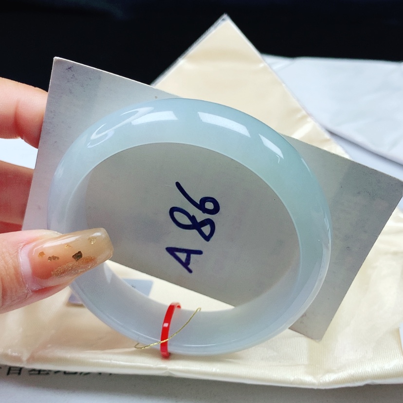 【闪购商品】翡翠手镯未镶嵌 正圈57+