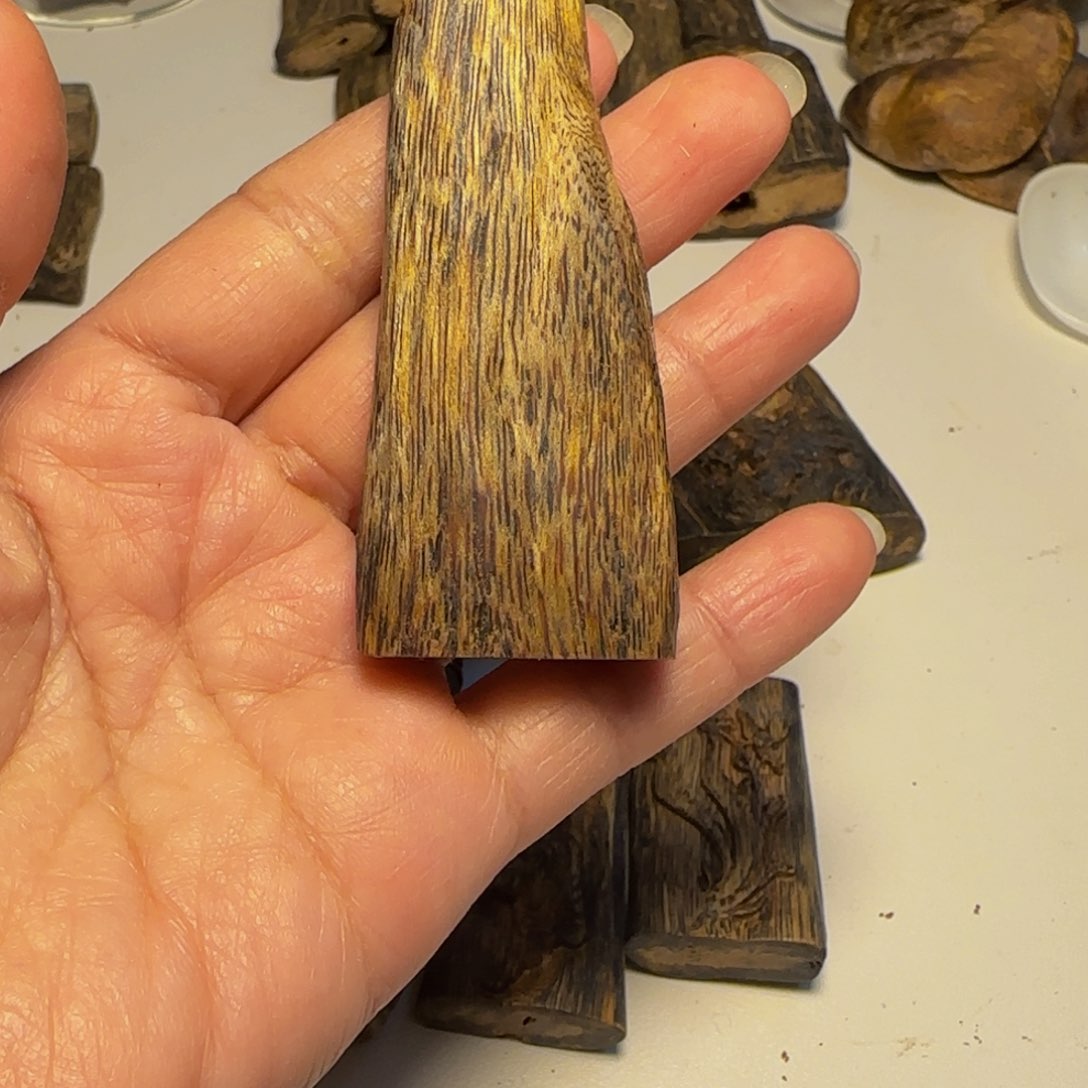 橄榄核手串/手链闭****度牌子奇楠11克