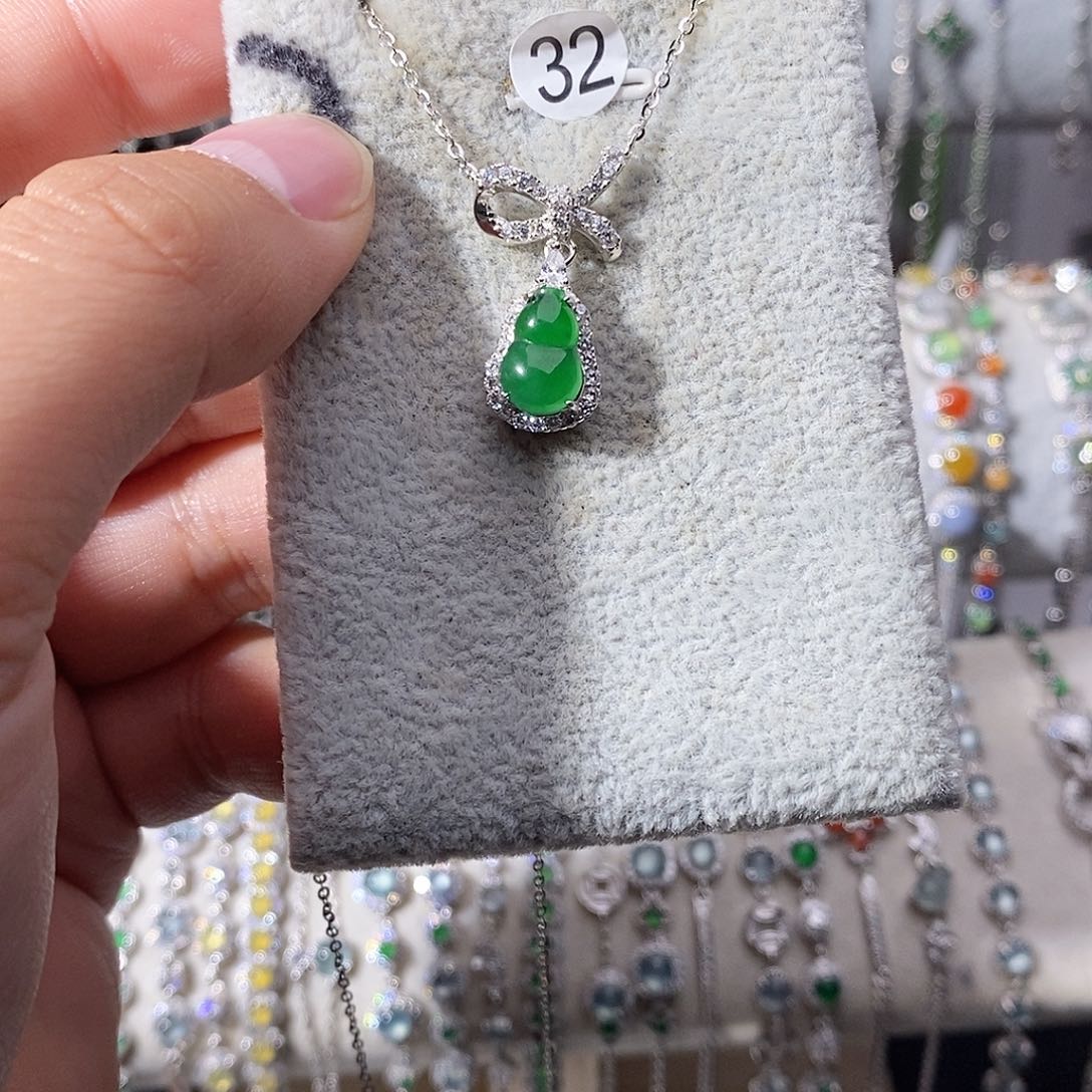 翡翠银S925镶嵌颈饰