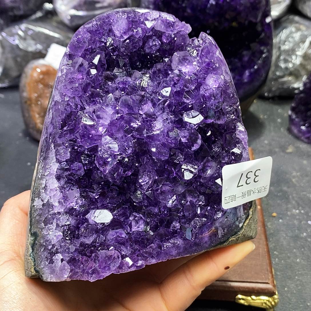 水晶大型摆件（非配饰）未镶嵌