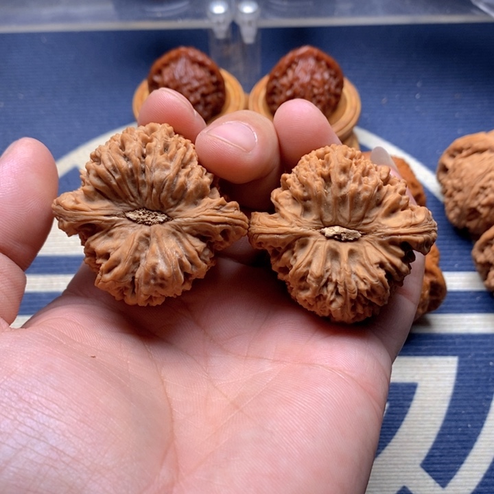 吊坠文玩核桃豁*南疆