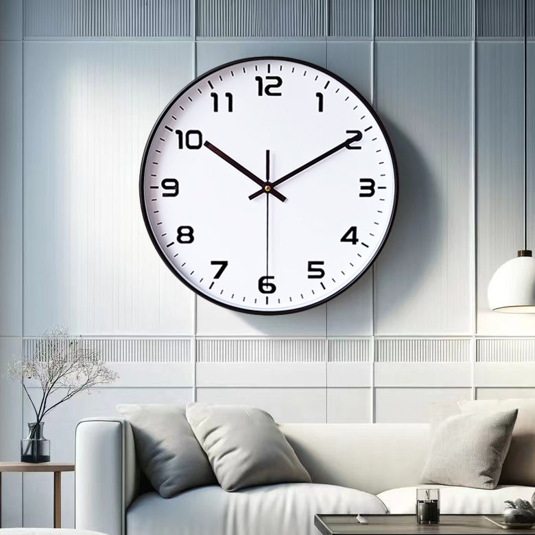 以直播间为准蓝宝石镜面，实心金刚材质