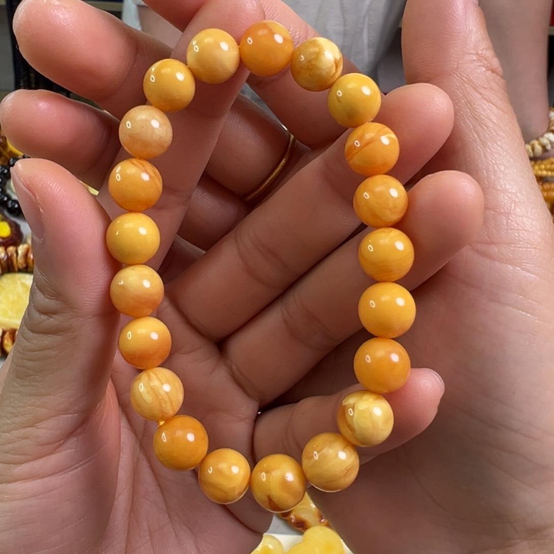 蜜蜡裸石未镶嵌蜜蜡