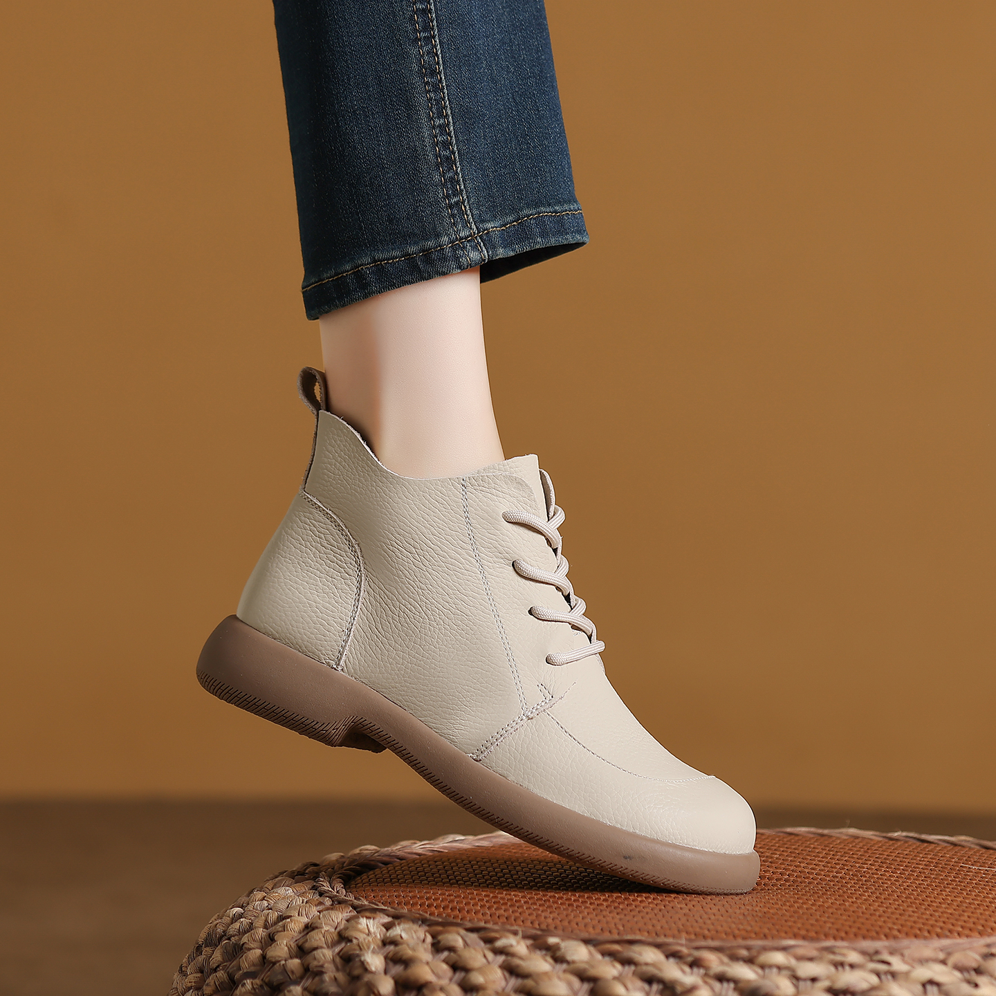 头层牛皮复古手工短靴女秋冬加绒棉靴系带平底防滑百搭妈妈马丁靴