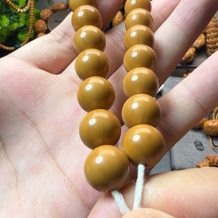橄榄核手串/手链猴头光珠