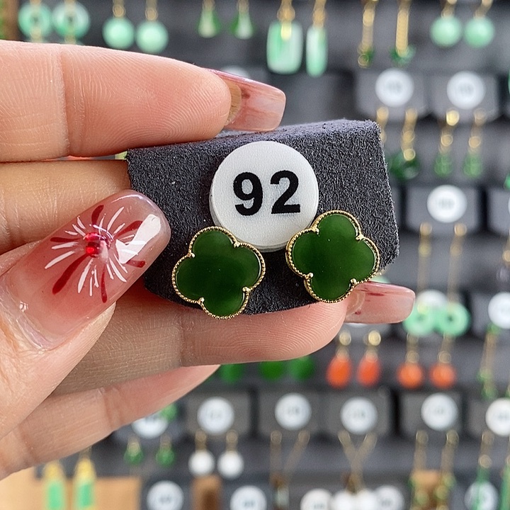 和田玉耳饰18K金镶嵌