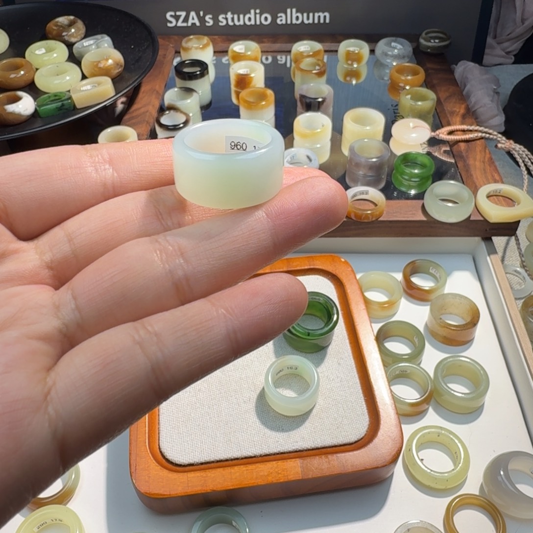 @***❀和田玉未镶嵌戒指