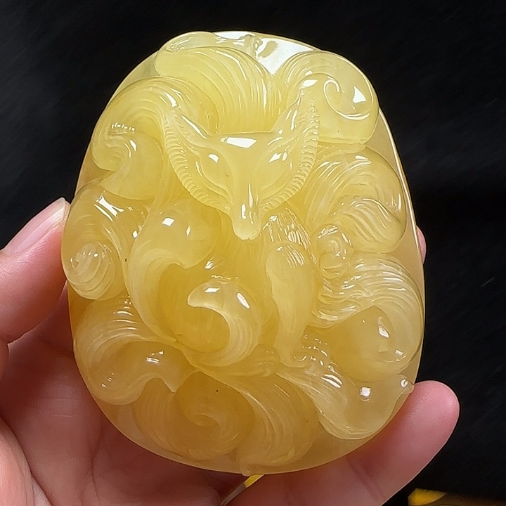 未镶嵌蜜蜡珠宝奇石