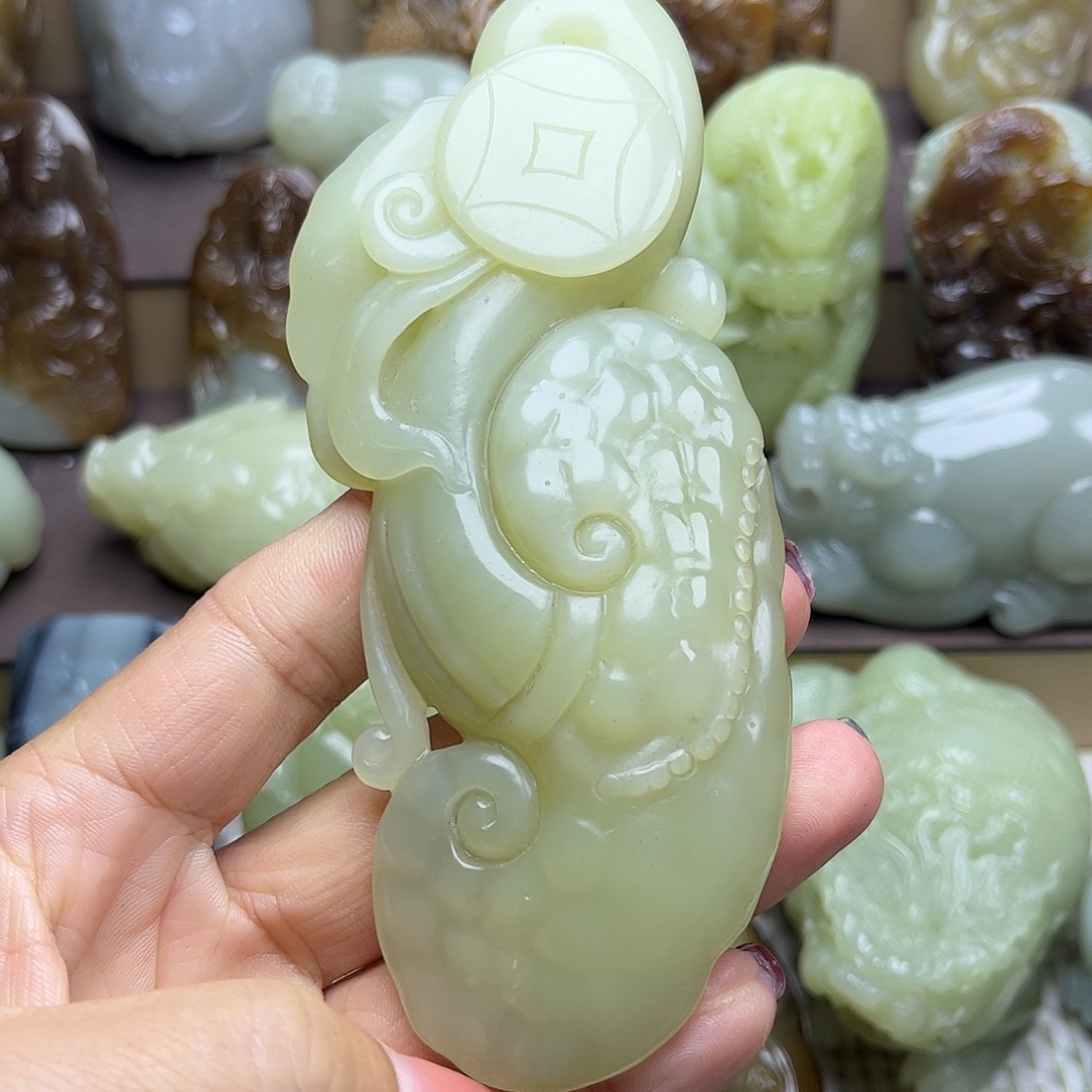 和田玉未镶嵌挂件