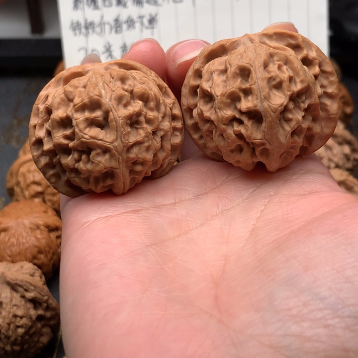 文玩核桃吊坠核桃