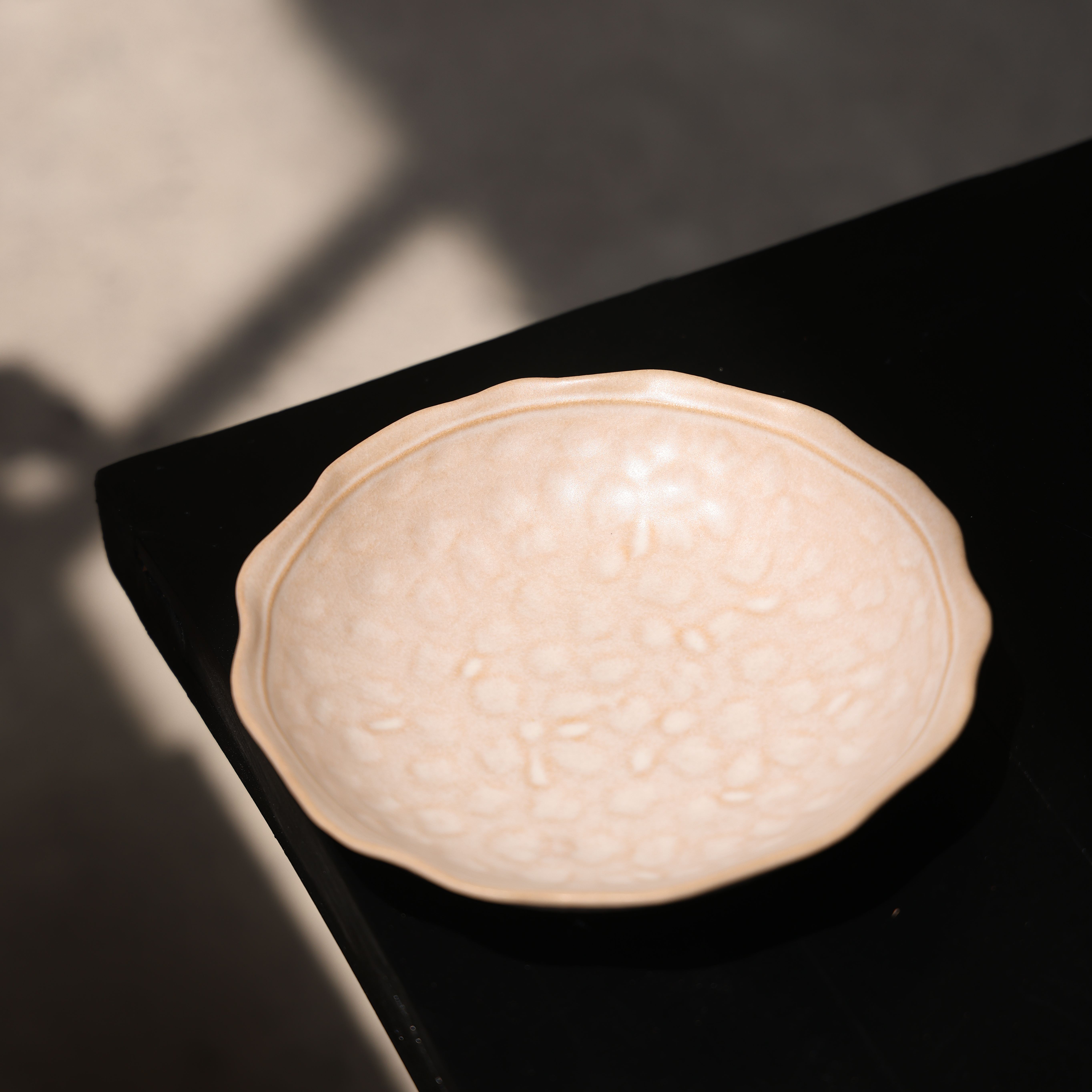 微波用8寸手捏贝壳深盘 20CM*4.5CM YLP046