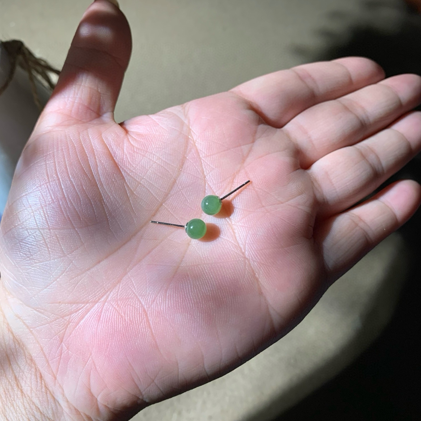 天然和田玉碧玉耳钉特惠保真