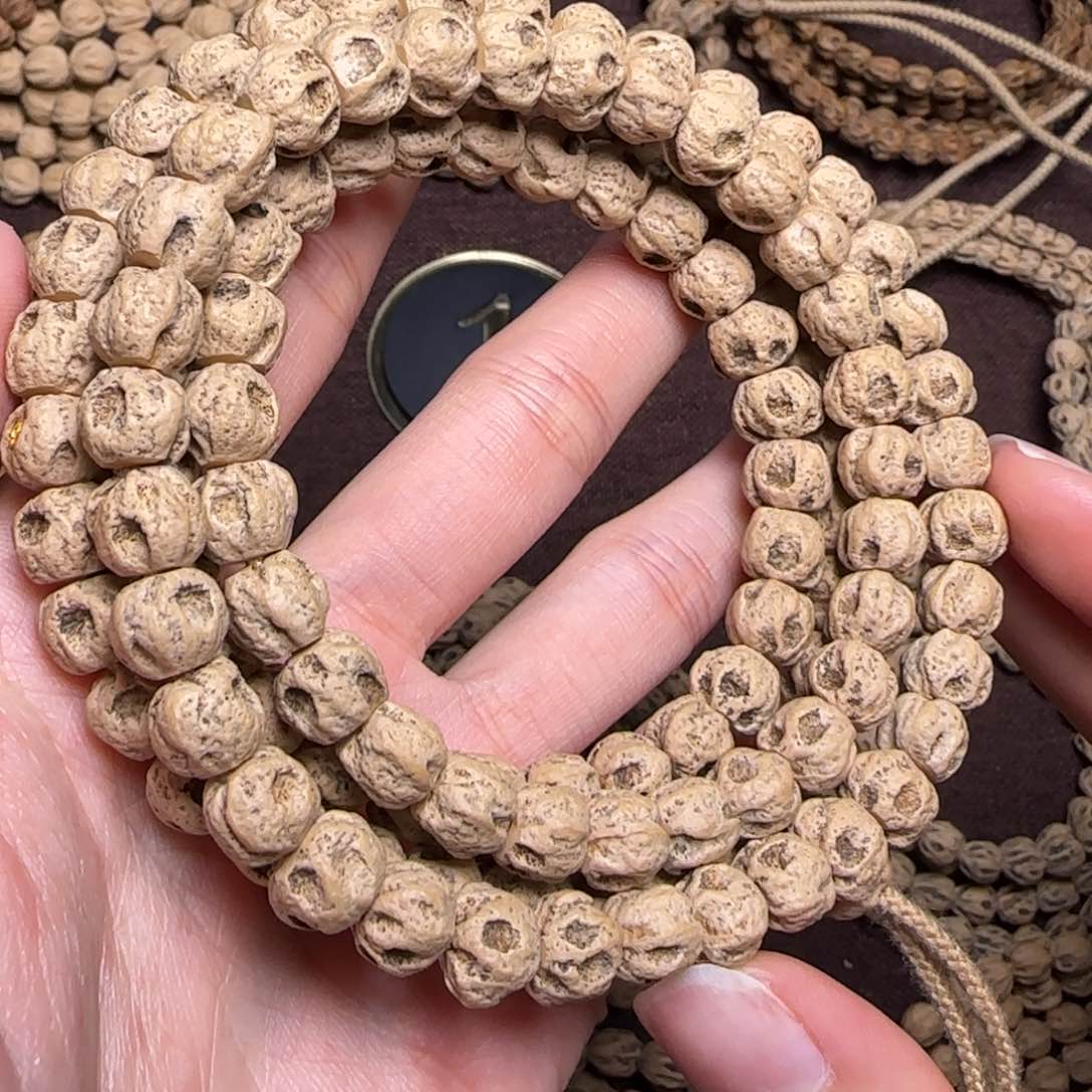 柏香籽/百香籽手串小*勃