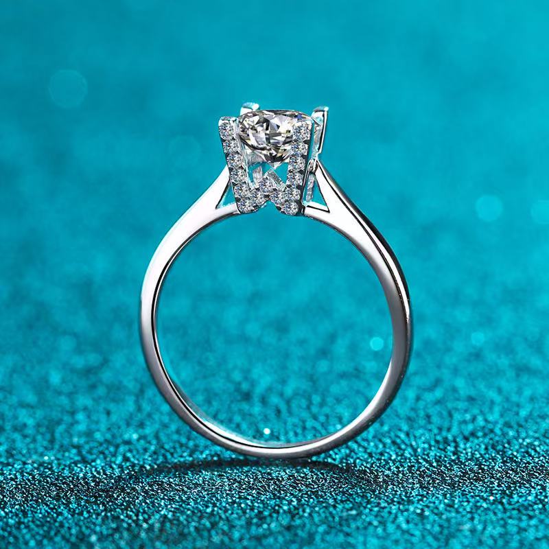 925银莫桑石戒指 WHRings简约时尚2ct光臂设计百搭银戒指