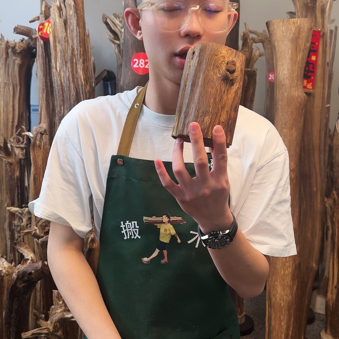 沉香摆件天然沉香原木摆件➕底座