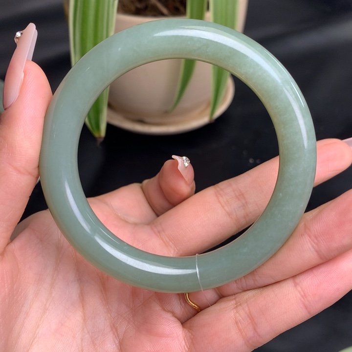 未镶嵌手镯和田玉52/58+ 