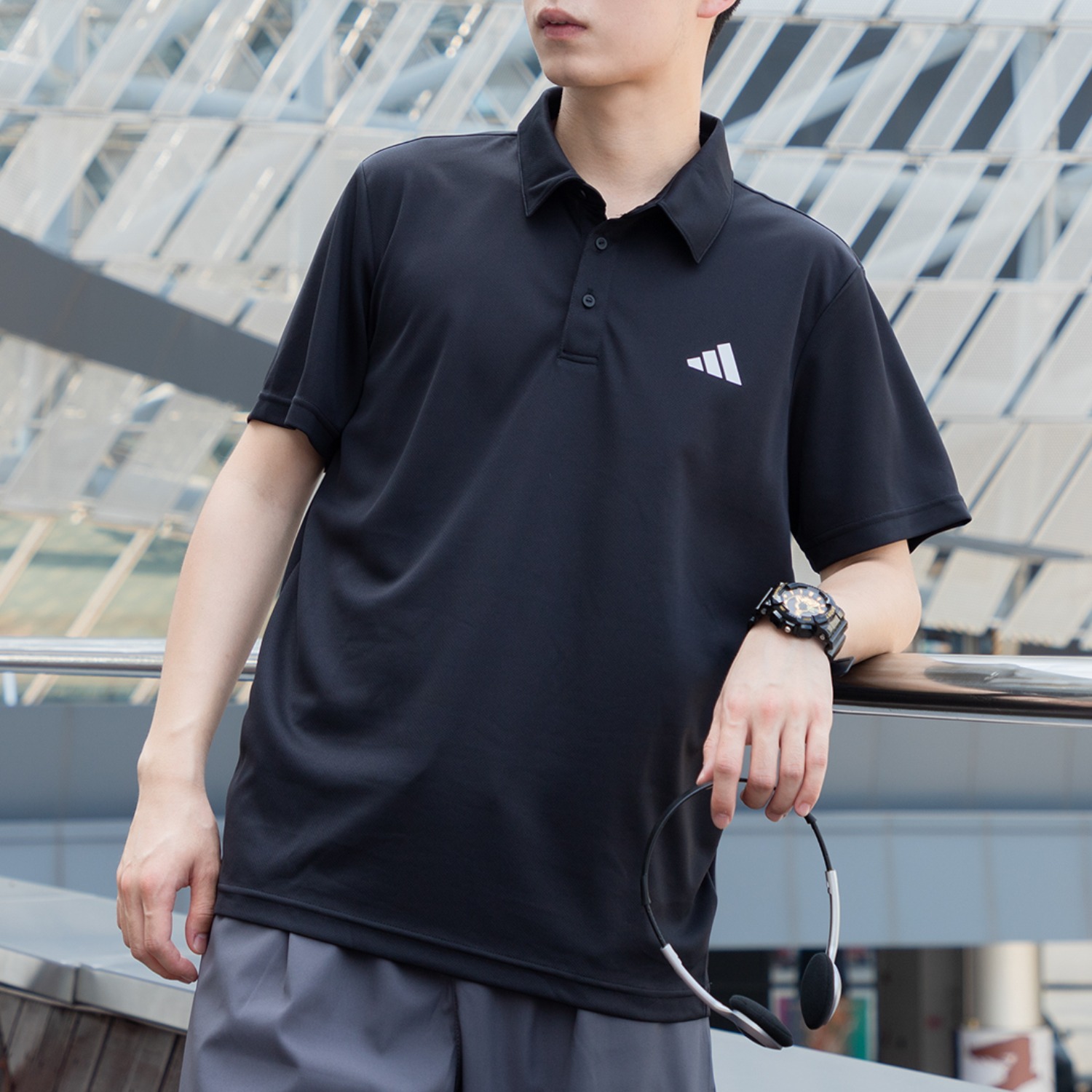 阿迪达斯翻领短袖男士商务休闲运动服半袖T恤黑色POLO衫HR8729