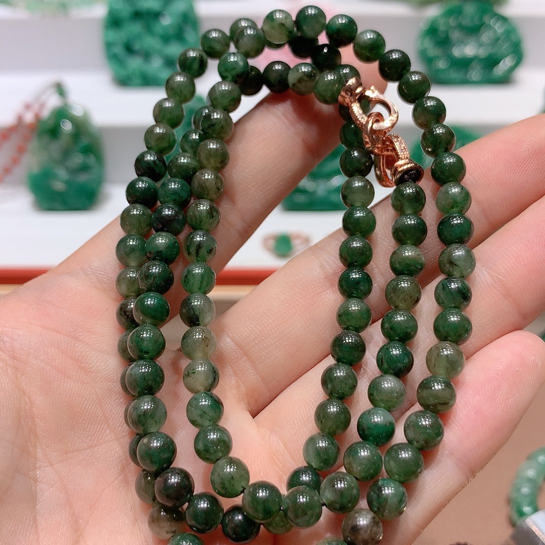 独山玉挂件未镶嵌