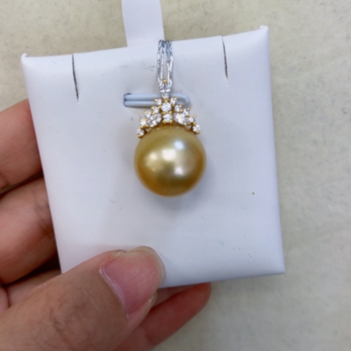 【闪购商品】海水珍珠颈饰18K金镶嵌15mm