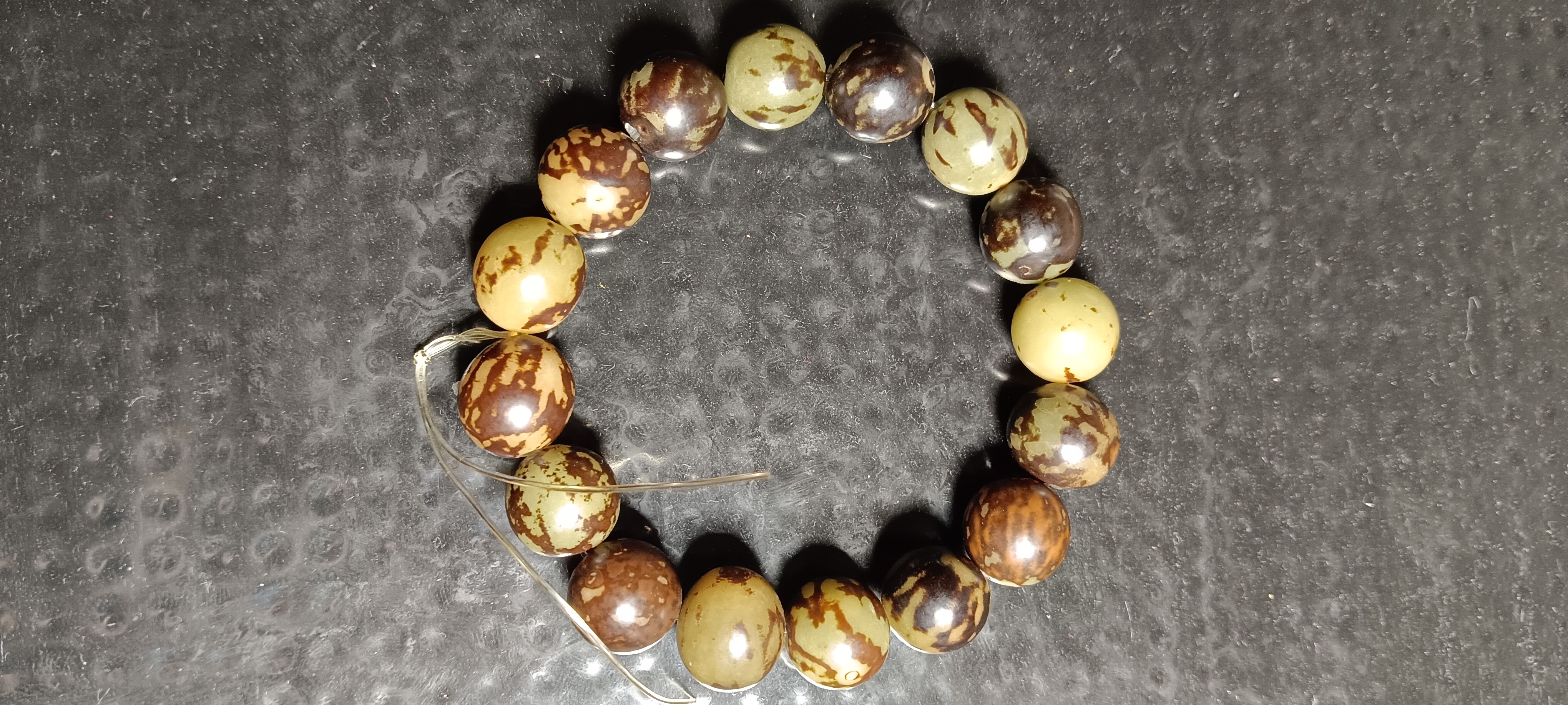 白玉菩提根手串，尺寸：15×16