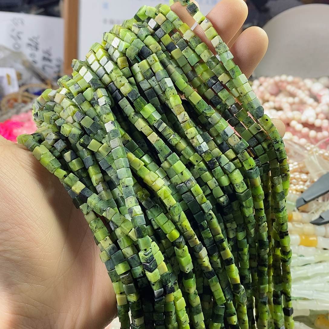 玛瑙/玉髓珠宝半成品合金一条天然4mm药王石方糖