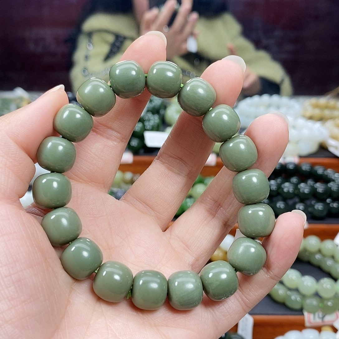 和田玉手链未镶嵌