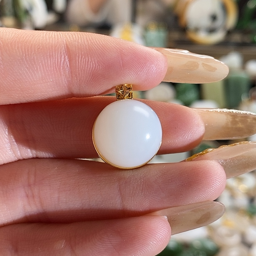 【闪购商品】和田玉吊坠18K金镶嵌