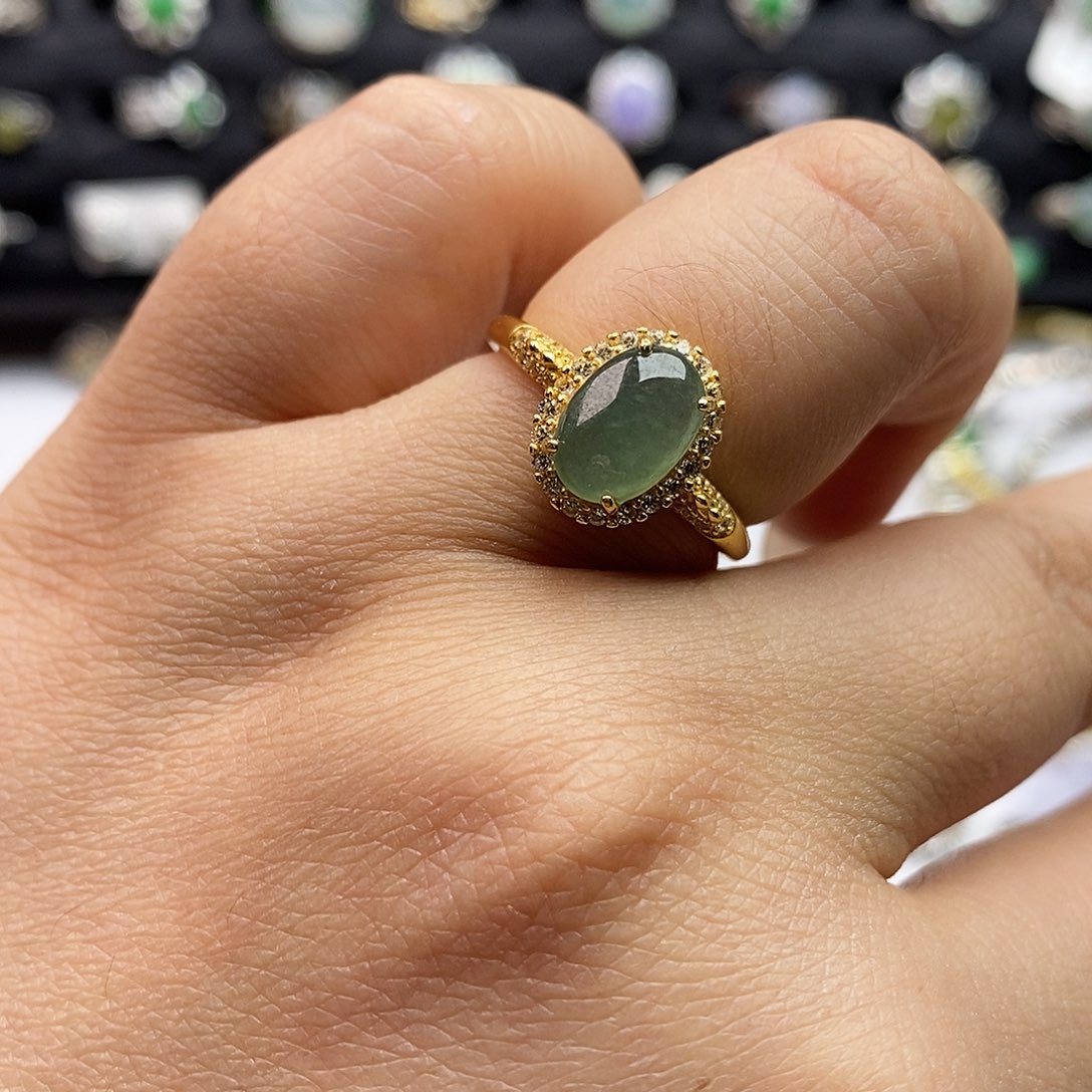 翡翠未镶嵌戒指翡翠