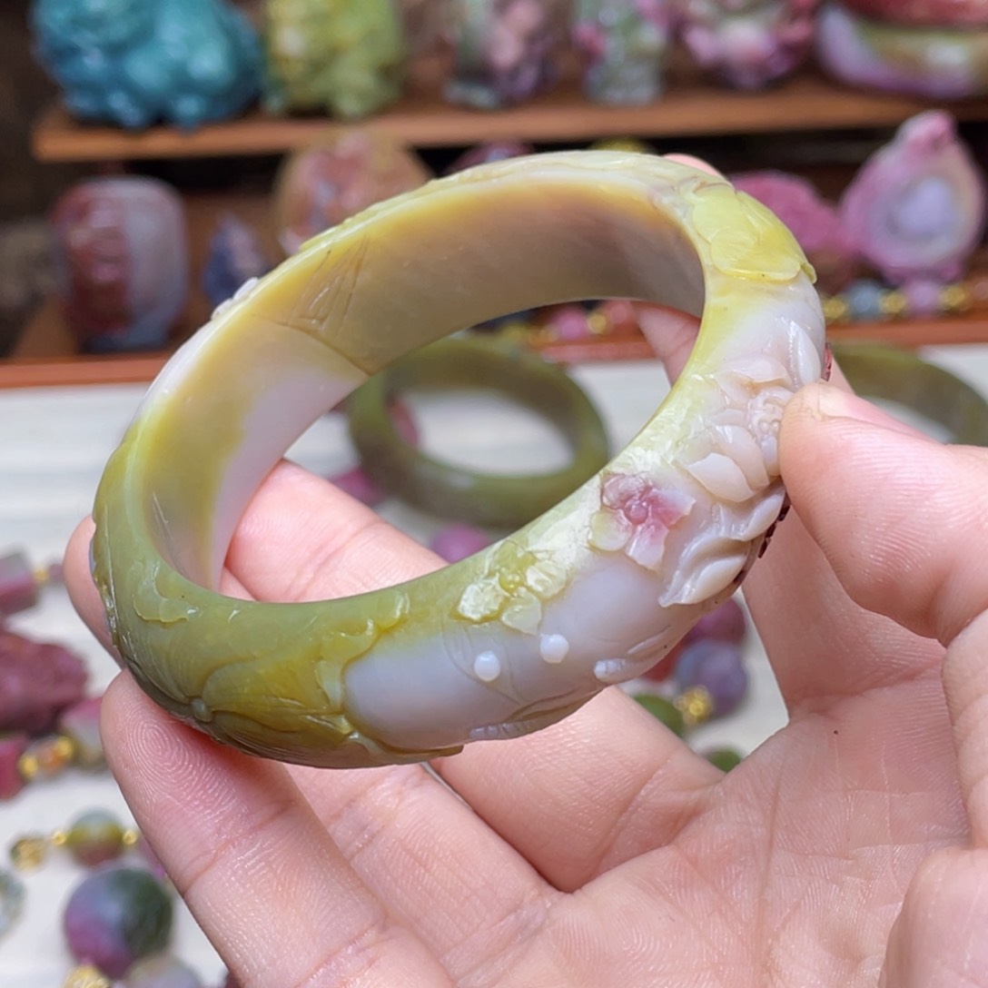 玛瑙/玉髓珠宝半成品未镶嵌胖*盐源玛瑙