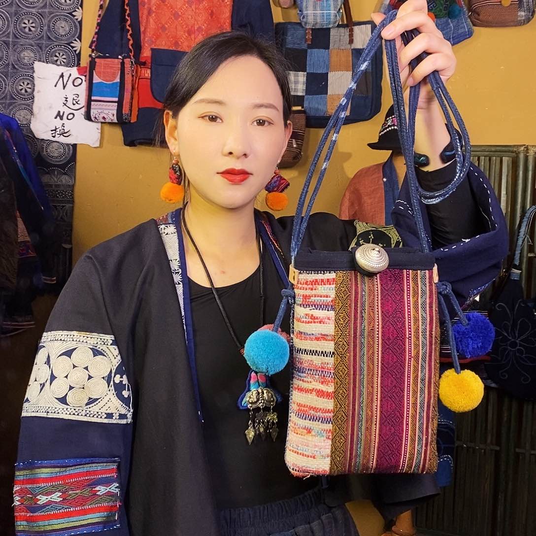 织绣手工制作包包
