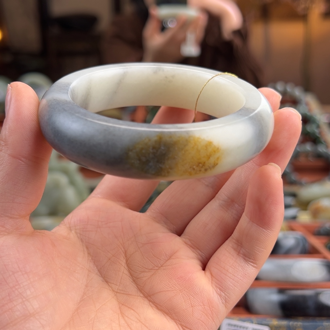 和田玉（子料）未镶嵌手镯