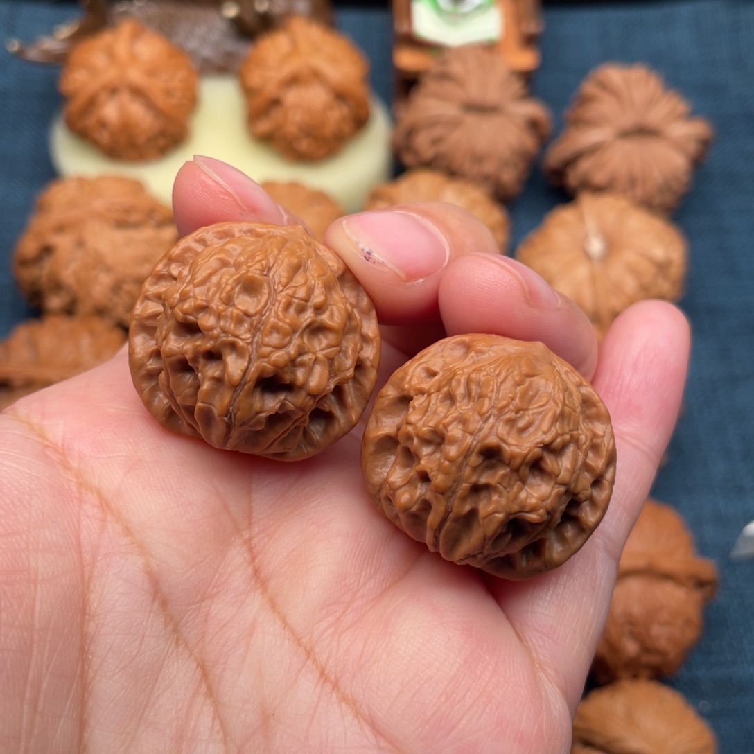 把件文玩核桃39毕业野生小金豆全品