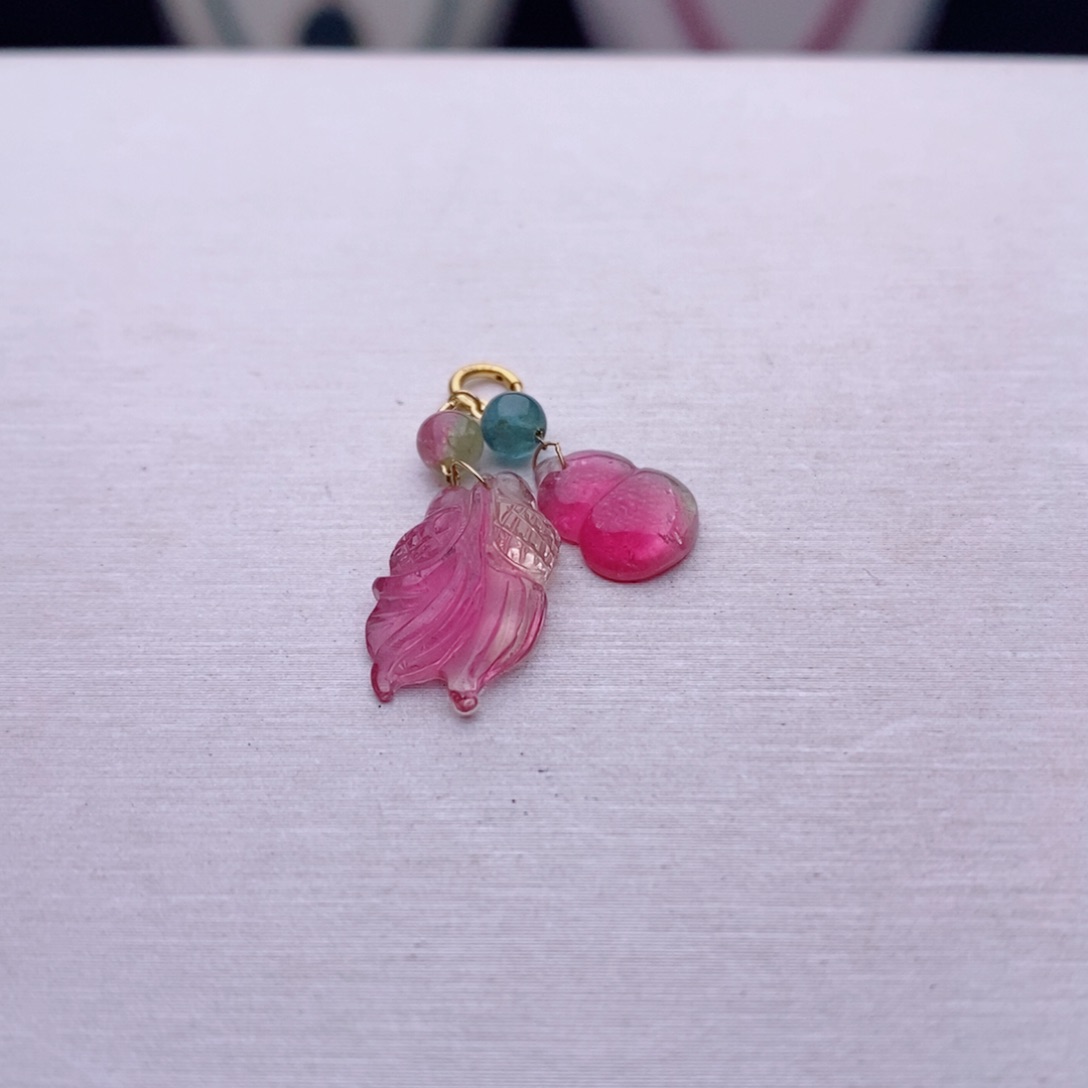 18K金镶嵌小滴溜碧玺碧玺A小滴溜