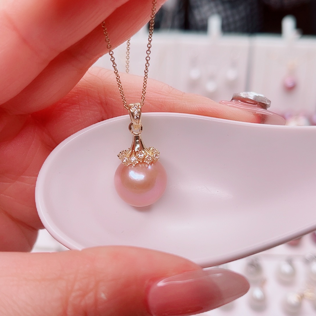 淡水珍珠吊坠(赠链)合金
