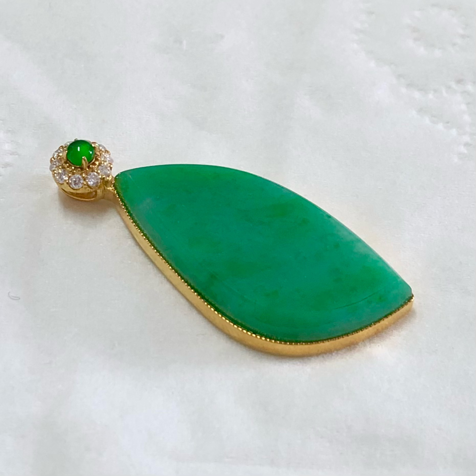 【瑜德翡翠】天然缅甸A货翡翠18k金镶嵌满绿随型