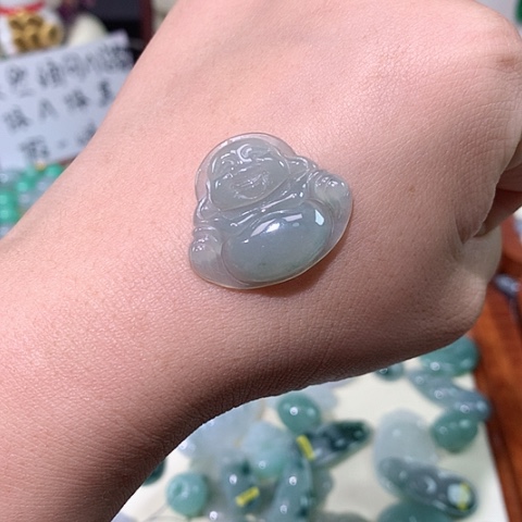 颈饰未镶嵌翡翠佛公