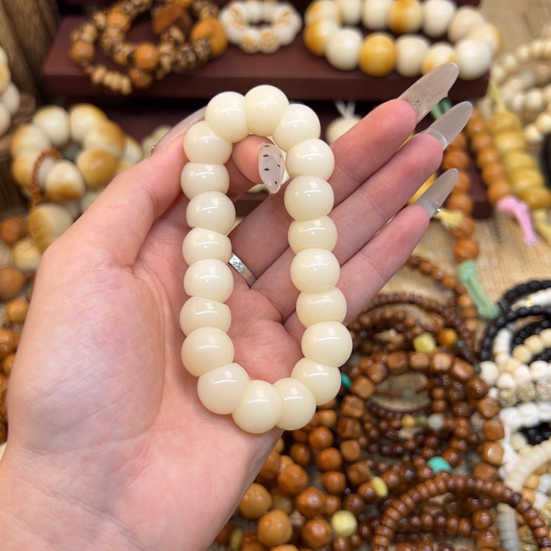 ****手串菩提根/象牙果手串