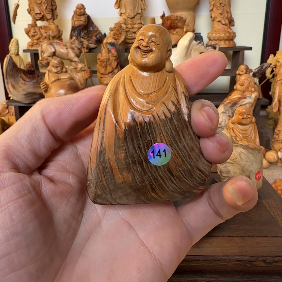 崖柏小木匠艺雕一物一拍
